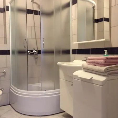 Afrika Макарска