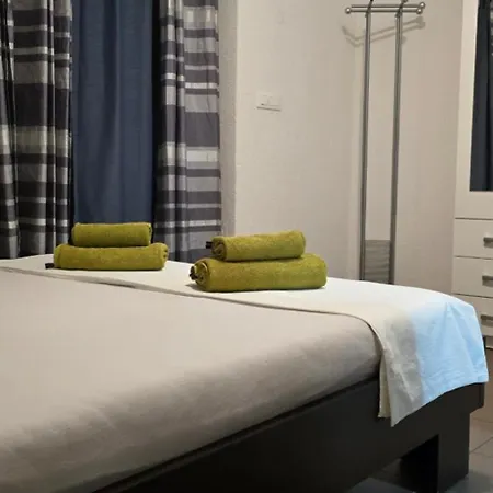 Apartament Afrika *