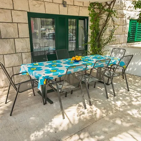 Apartament Afrika Makarska